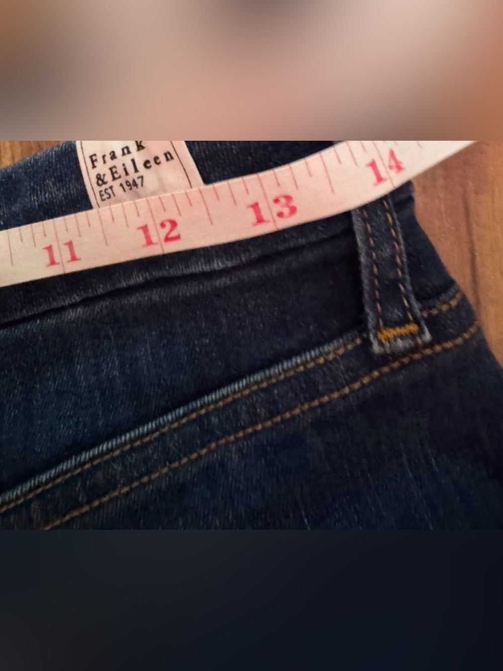 Frank & Eileen Killian Crop Flare Jeans Dark Wash Raw Hem Size 29 EUC - Picture 4 of 6